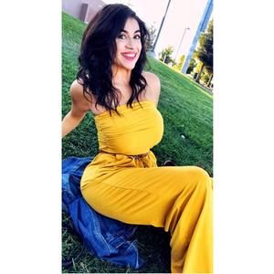 Meet your Posher, Laura